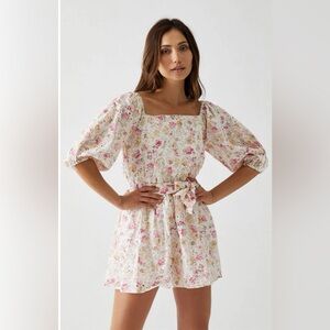 MINKPINK Cecile Mini Dress Size XS NWT Puff Sleeve Floral Eyelet